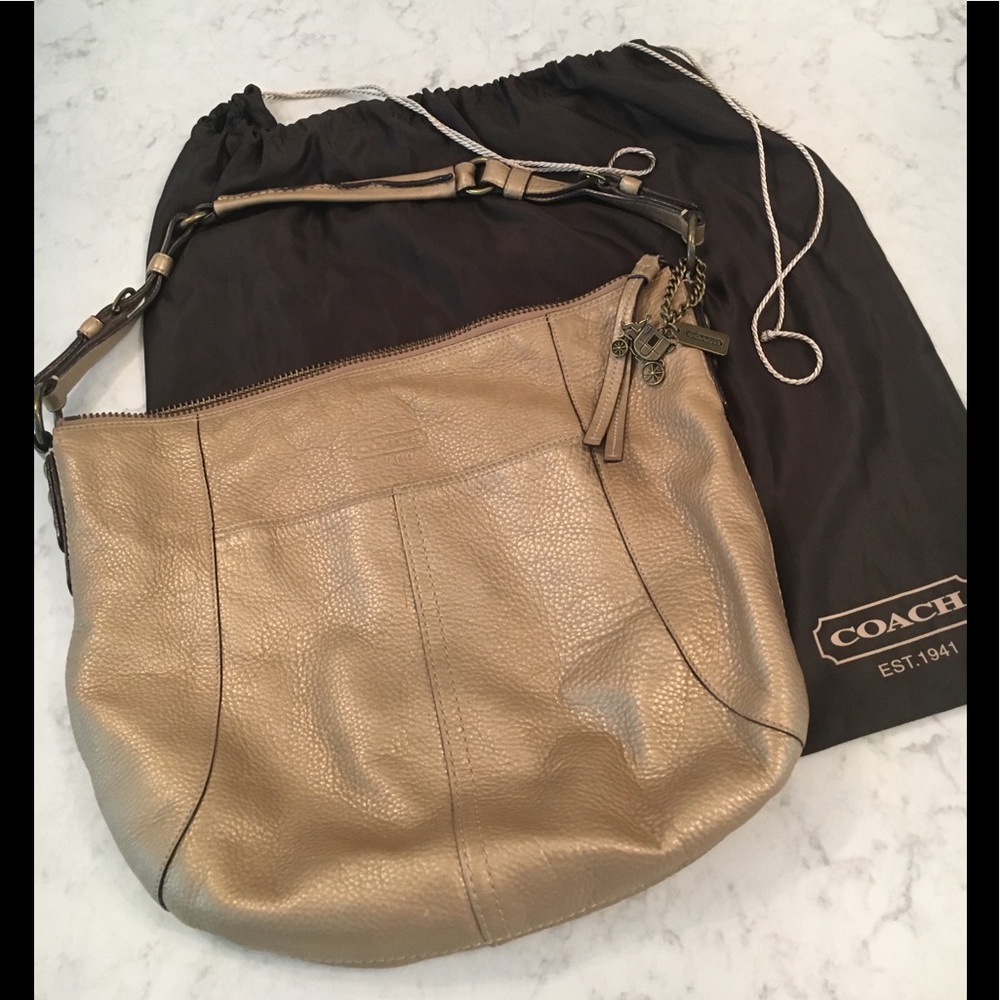 Authentic Coach hobo - Picture 1 of 8